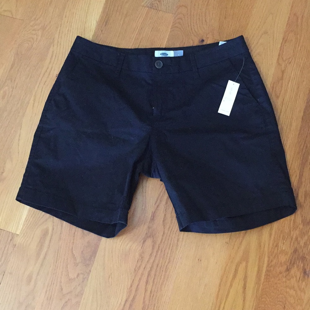 New with tag Old Navy Black twill shorts - size 4